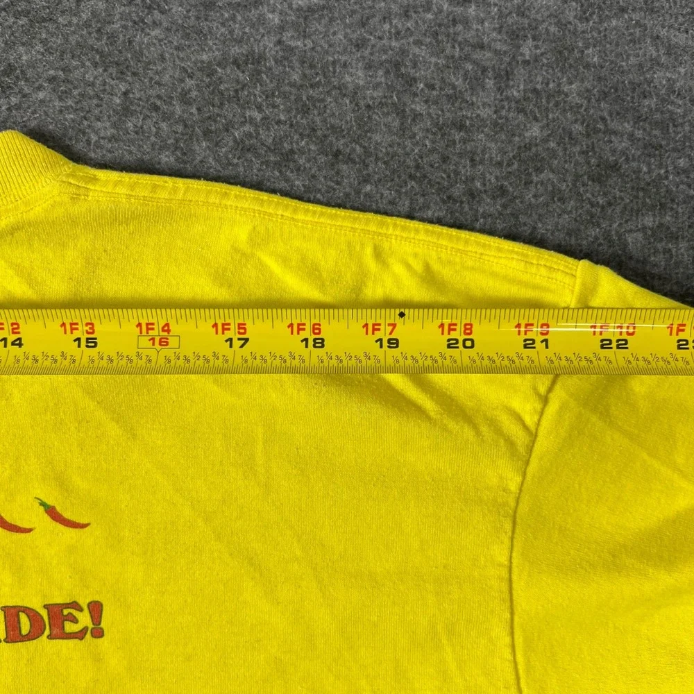 Vintage Fire Hill Foods Graphic T Shirt Men's Large Yellow Hot Spicy Beef Snacks